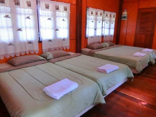 Hostal Jungle Home At Korat Zoo