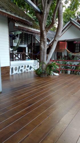 Hotel Comon Bungalow Haadchaophao