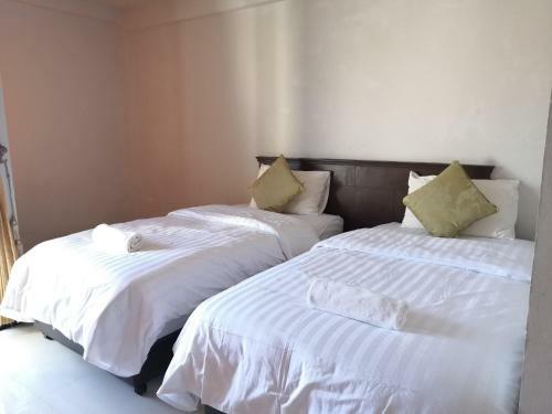 Hostal The Rooms Residence