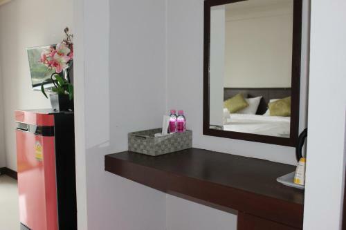 Hostal The Rooms Residence