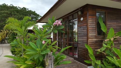 Hostal Muangway Garden Ville