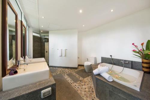 Lipa Talay Haa - 2 Bedroom Beach Side Villa