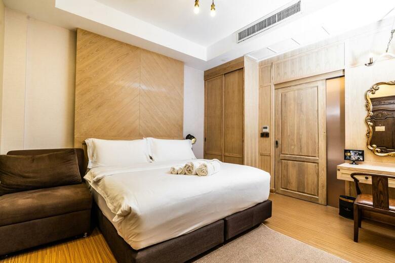Hotel Khum Damnoen Resort