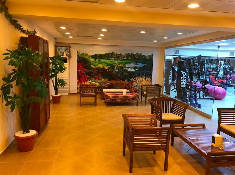 Hotel Zarha Mountain Resort