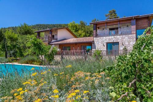 Islamlar Villa Sleeps 9