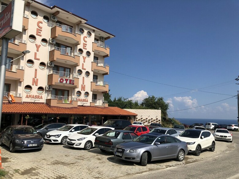 Hostal Amasra Ceylin Bed & Breakfast