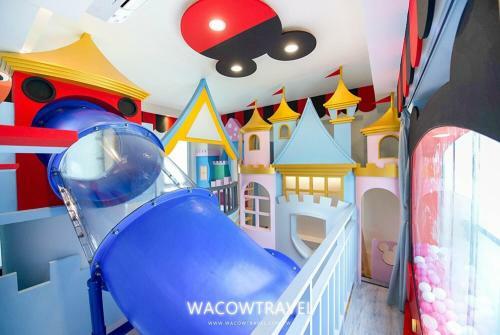 Fun Holiday Family Hostel