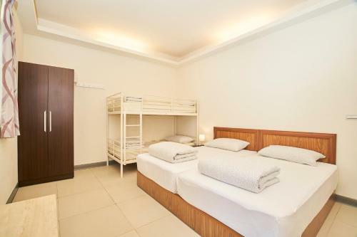 Hostal Migratory Birds Hotel