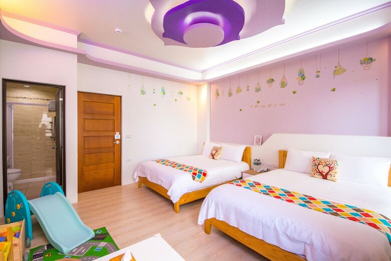 Childlike B&B