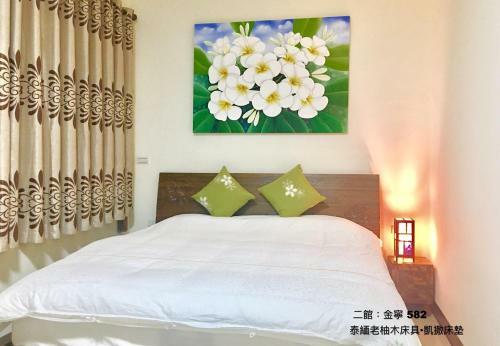 Home & Teak Homestay