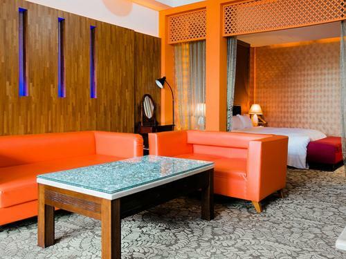 Qin Hai Motel