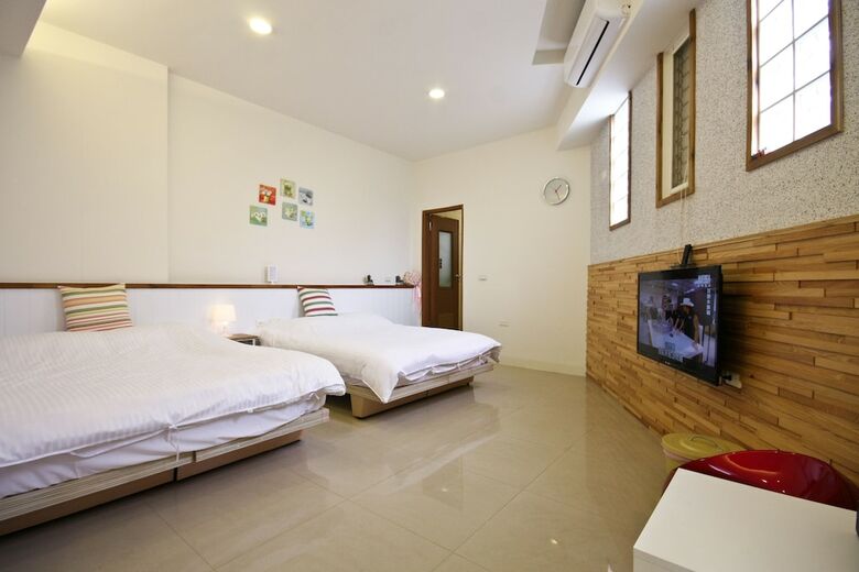 Hotel Q House