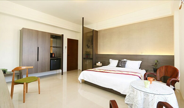 Bed & Breakfast Residents With Easy Places