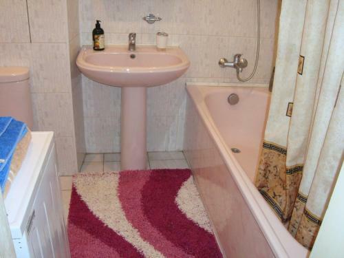 Apartment On Stalevarov U Cafe Efes