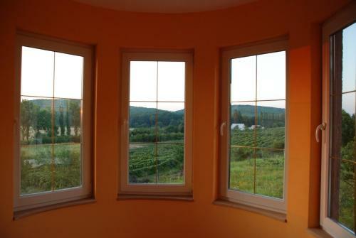 Hostal Polychka Winehouse