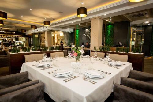 Park Hotel Warshawskiy