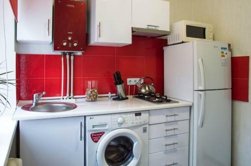 Apartment On Admiralskaya 21