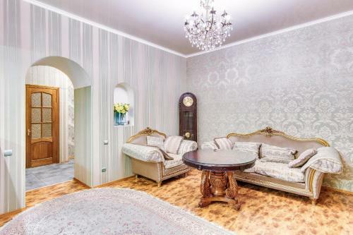 Apartamento Kvartiry V Centre Goroda