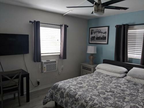 Motel Ashley Brooke Beach Resort