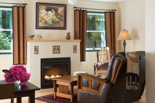 Eagle Rock Lodge