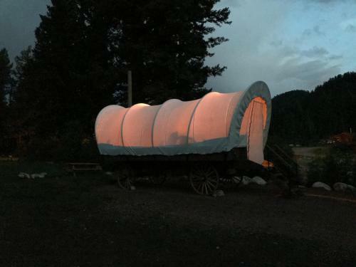 Boulder Creek Lodge