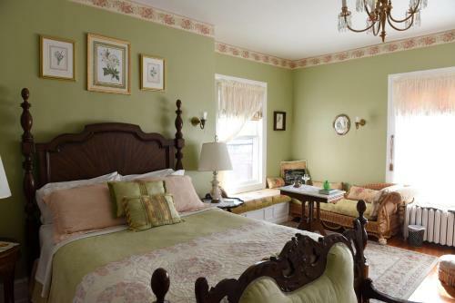 Berkeley House Bed & Breakfast