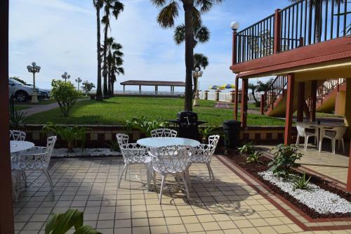 Sails Resort Motel