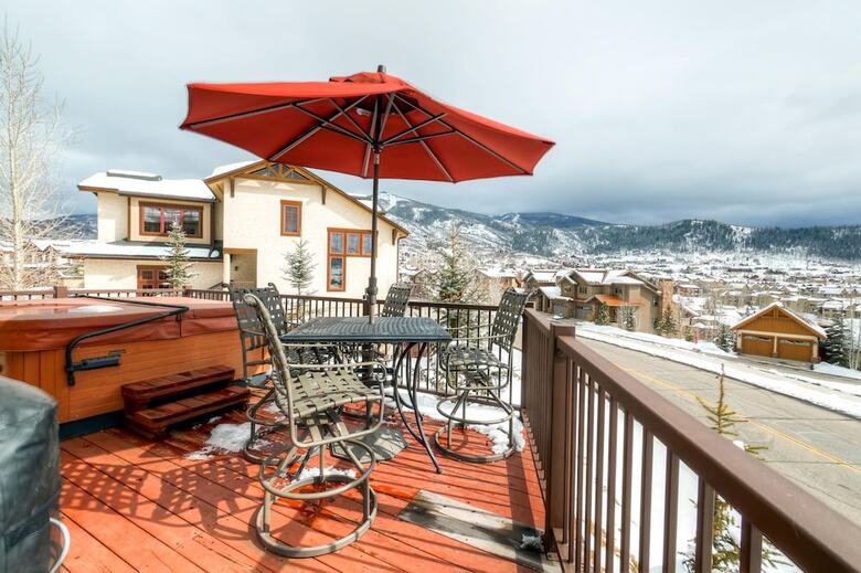 Eagleridge Townhomes 1556
