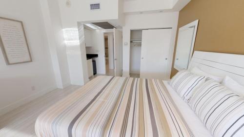 Apartamento Collins Condo #256742