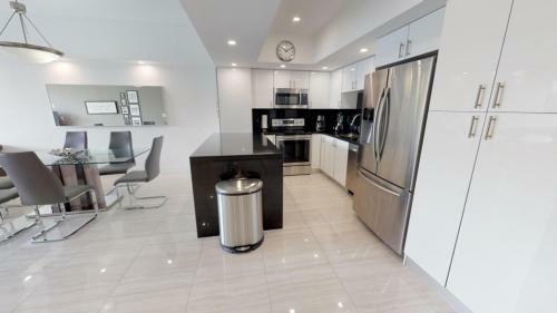 Apartamento Collins Condo #256742