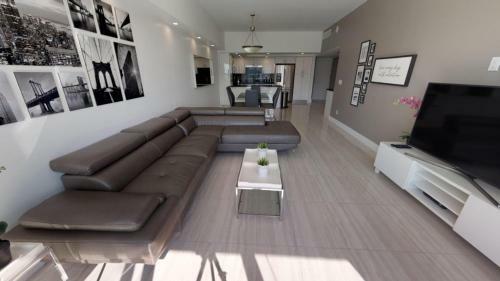 Apartamento Collins Condo #256742
