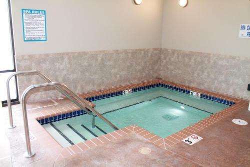 Hotel Brookstone Lodge & Suites - Emmetsburg