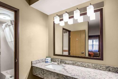 Hotel Americinn By Wyndham Blue Earth