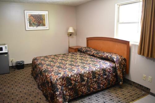 Motel Economy Inn & Suites