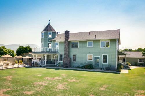 1 South Atmore Rd Home