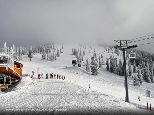 Storm Meadows East Slopeside - Se066