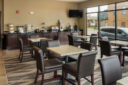 Hotel Cobblestone Inn And Suites - Ashland