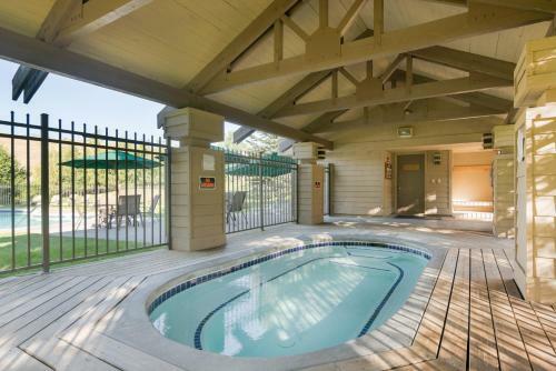 Fairway Family Getaway