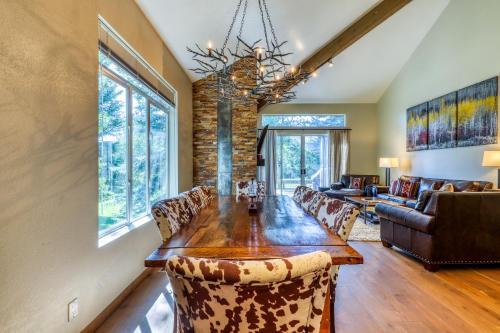 Fairway Family Getaway