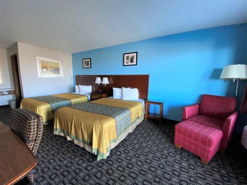 Hotel Lakes Inn