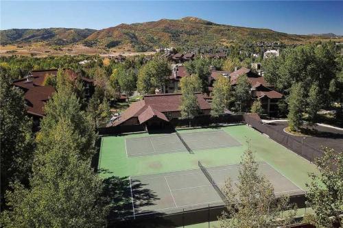 2108 Timberline Lodge, Trappeur's Crossing
