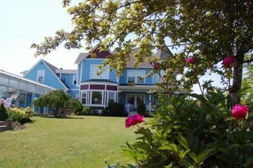 Sundara West B&B