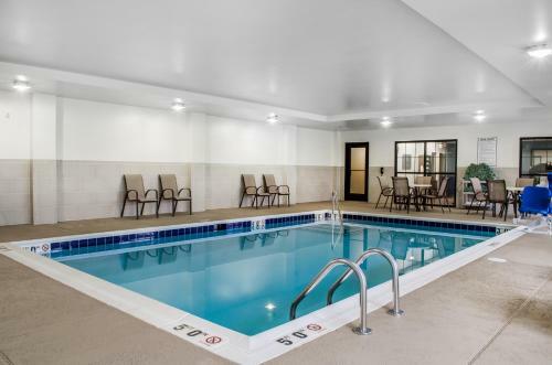 Hotel Comfort Suites Manheim - Lancaster