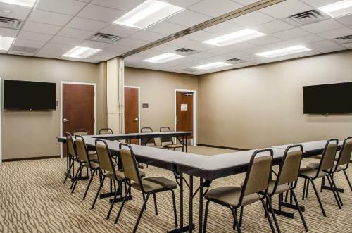 Hotel Comfort Suites Manheim - Lancaster