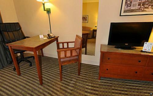 Hotel Norwood Inn And Suites Chaska