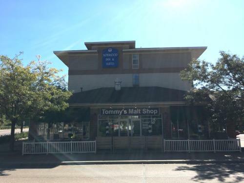 Hotel Norwood Inn And Suites Chaska