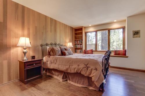 10 Todd Lane | Discover Sunriver