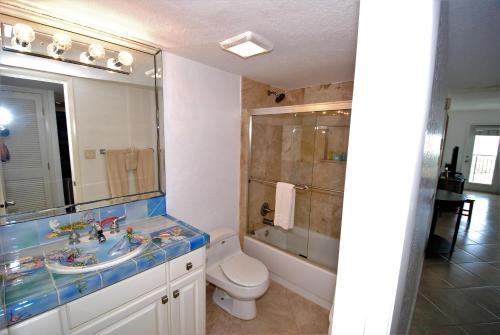 Apartamento Seville Condo Unit #201