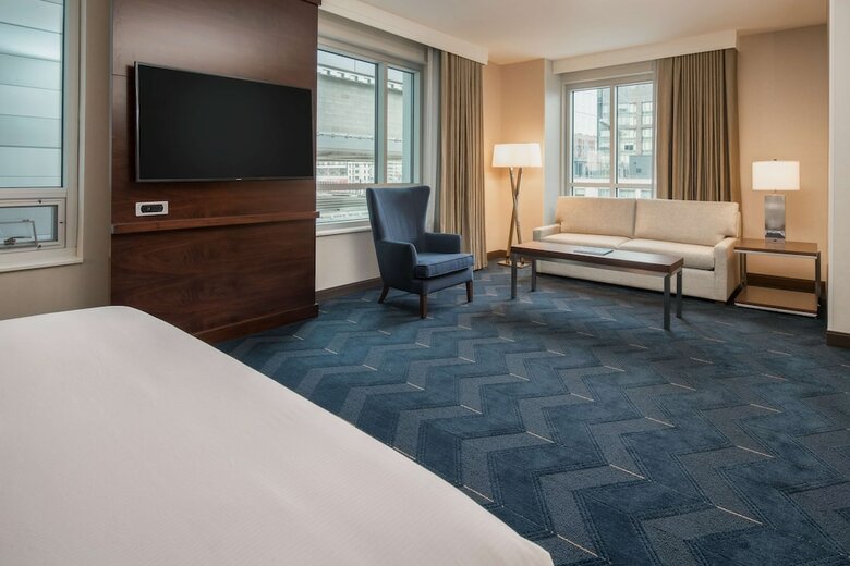 Hotel Embassy Suites By Hilton Seattle Downtown Pioneer Square