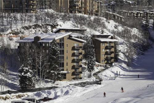 Storm Meadows East Slopeside - Se064